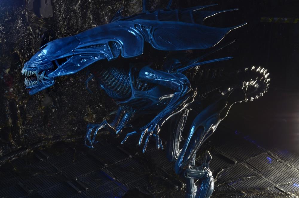 NECA Aliens - Xenomorph Queen Deluxe Action Figure