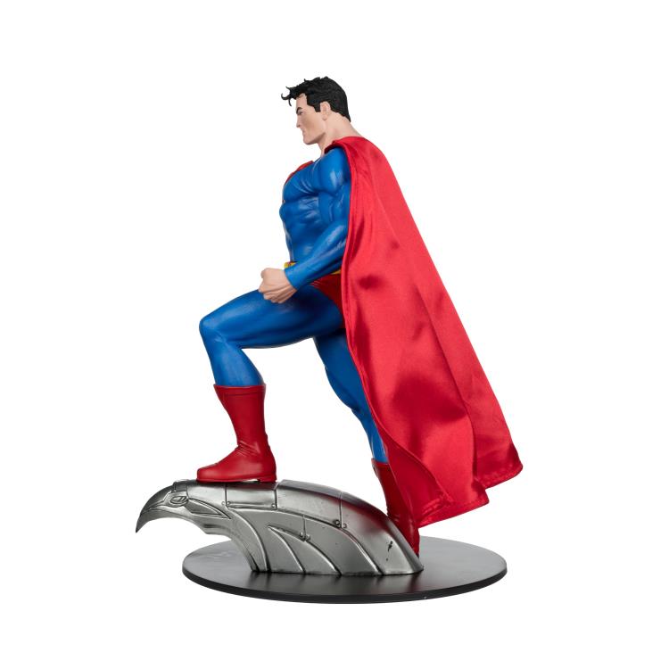 Mcfarlane DC Comics: Superman (Jim Lee) 1/6 Scale Statue (With Digital Code)