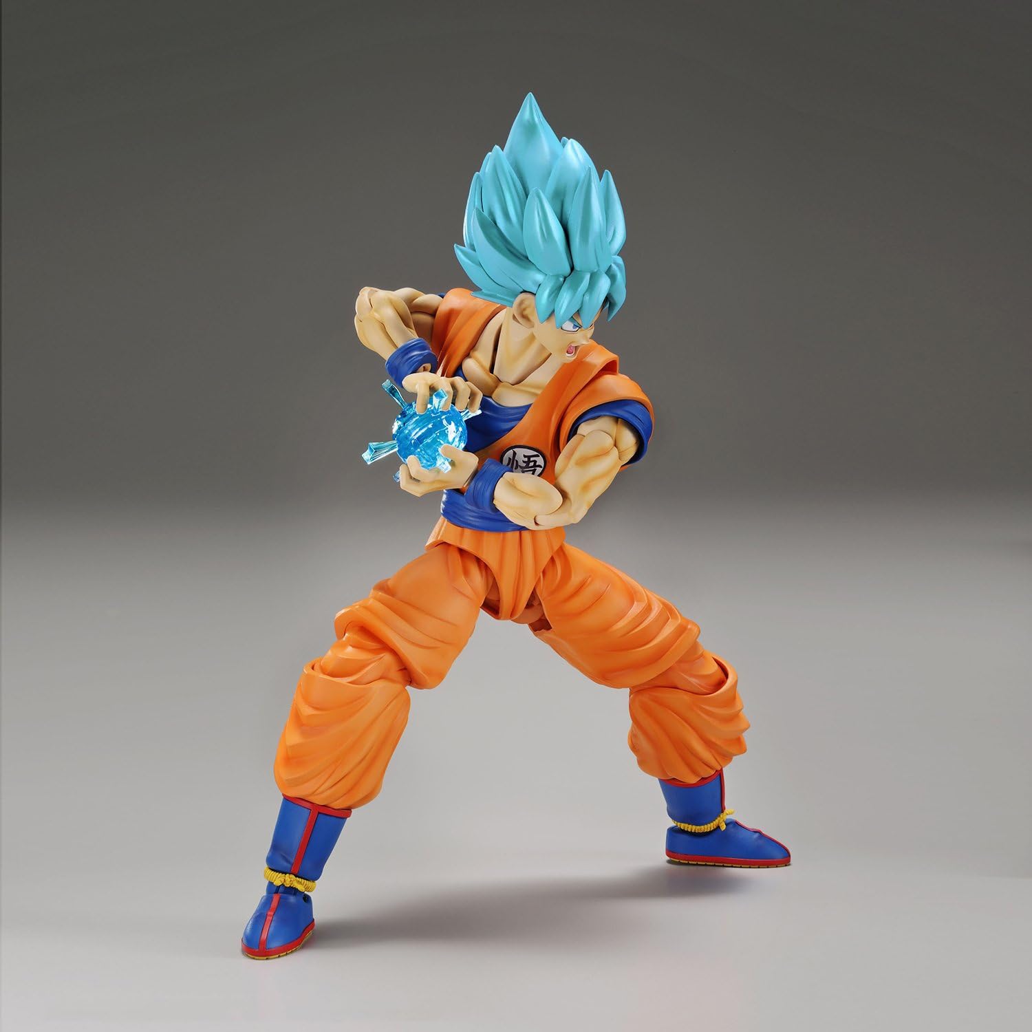 Bandai Spirits: Figure-Rise Standard Dragon Ball Super - Super Saiyan God Super Saiyan Son Goku Model Kit