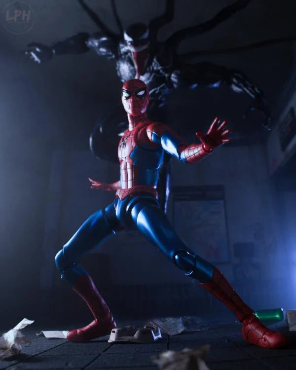 Bandai S.H.Figuarts : Spider-Man: No Way Home - Spider-Man (New Red & Blue Suit) Action Figure