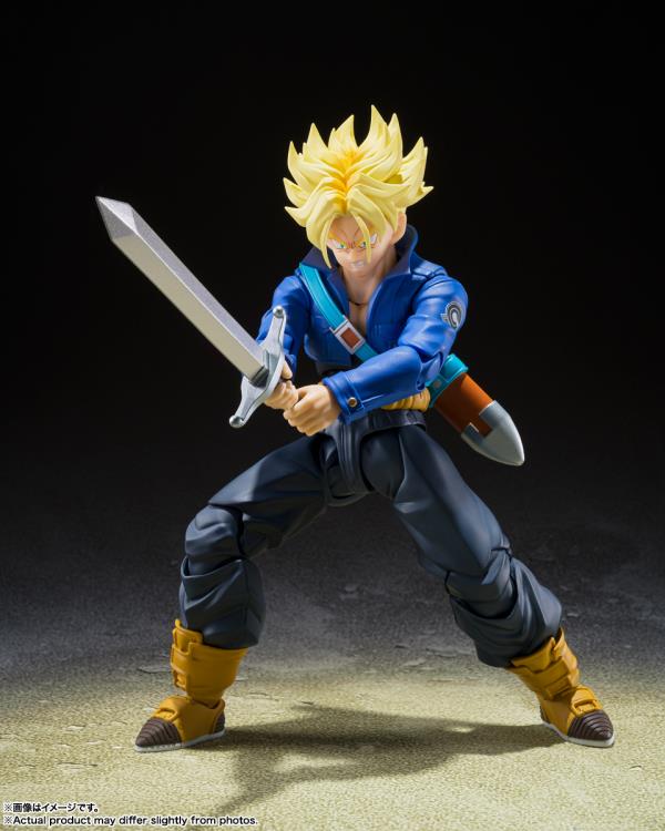 Bandai S.H.Figuarts: Dragon Ball Z – Super Saiyan Trunks (The Boy from the Future) Action Figure