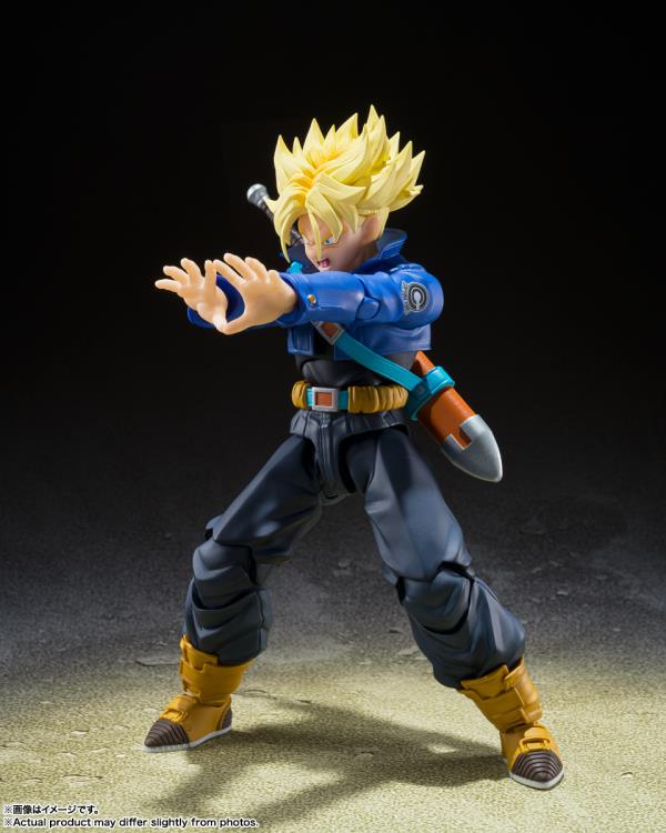 Bandai S.H.Figuarts: Dragon Ball Z – Super Saiyan Trunks (The Boy from the Future) Action Figure