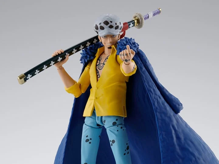 Bandai S.H.Figuarts: One Piece – Trafalgar Law (The Raid on Onigashima) Action Figure