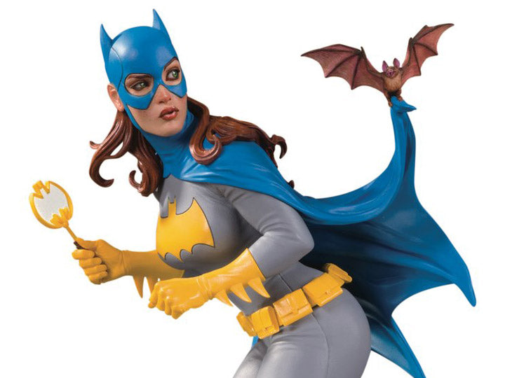 DC Collectibles Cover Girls of the DC Universe Batgirl Limited Edition Statue by Frank Cho