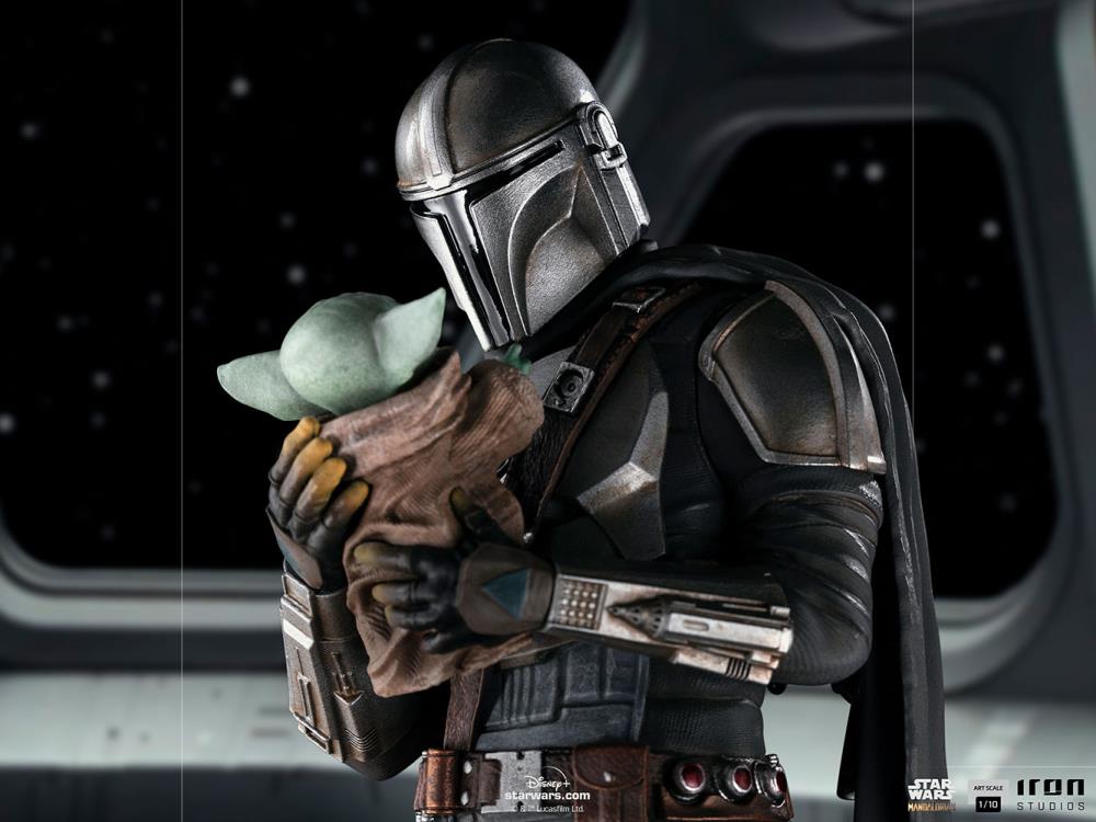 Iron Studios Star Wars The Mandalorian and Grogu 1/10 Deluxe Art Scale Limited Edition StatueStar Wars The Mandalorian and Grogu 1/10 Deluxe Art Scale Limited Edition Statue