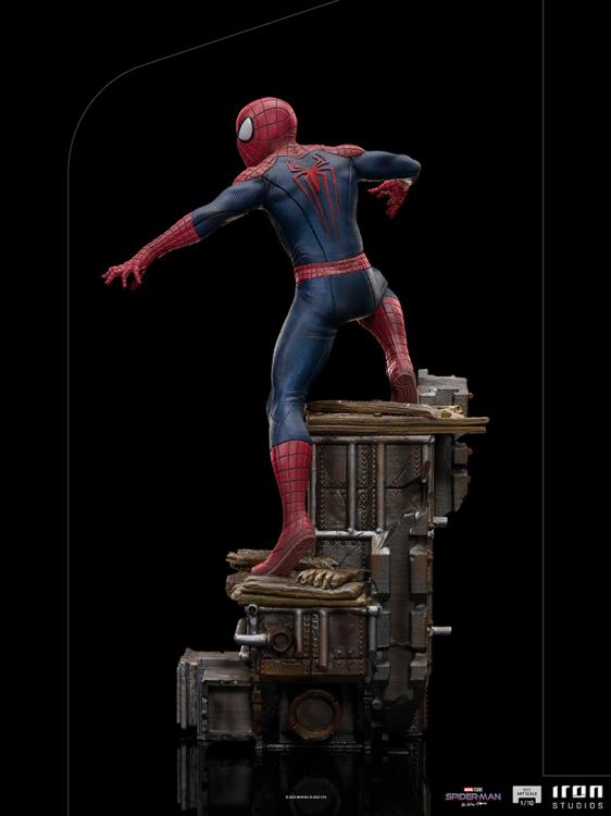 Iron Studios Spider-Man: No Way Home Battle Diorama Series - Spider-Man (Peter #3) 1/10 Art Scale Limited Edition Statue