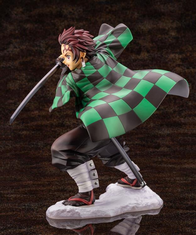 Kotobukiya Demon Slayer: Kimetsu No Yaiba ArtFX J - Tanjiro Kamado Statue