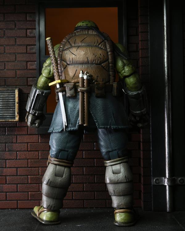 NECA Teenage Mutant Ninja Turtles: The Last Ronin - Ultimate The Last Ronin (Unarmored)
