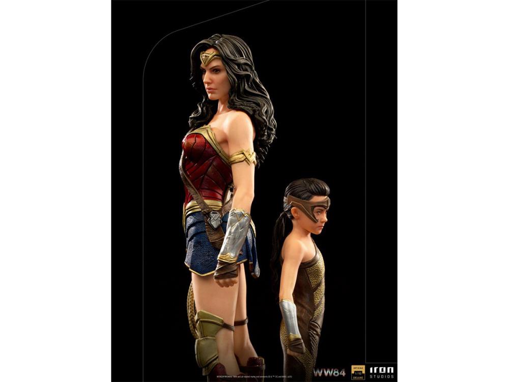 Iron Studios Wonder Woman 1984 Wonder Woman & Young Diana 1/10 Deluxe Art Scale Limited Edition Statue