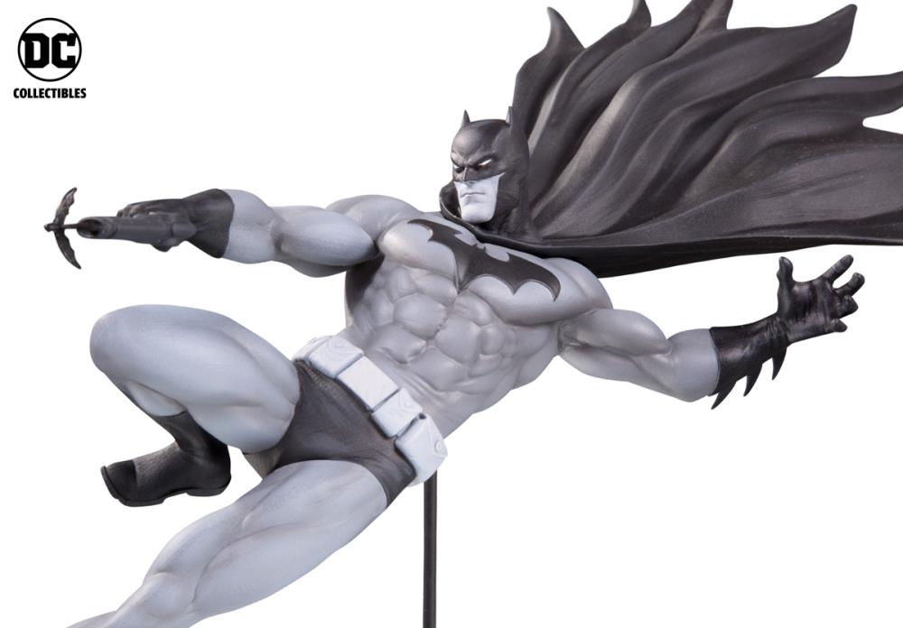 DC Collectibles Batman Black and White Limited Edition Statue by Doug Mahnke