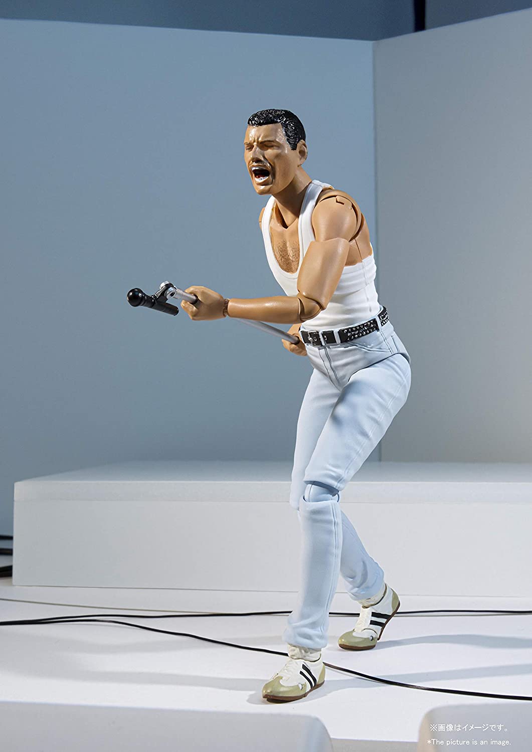 Tamashi Nations Bandai Freddie Mercury Live Aid Ver. Freddie Mercury Action Figure