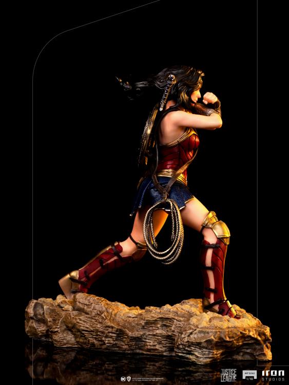 Iron Studios Zack Snyder's Justice League Wonder Woman 1/10 Art Scale Limited Edition Statue