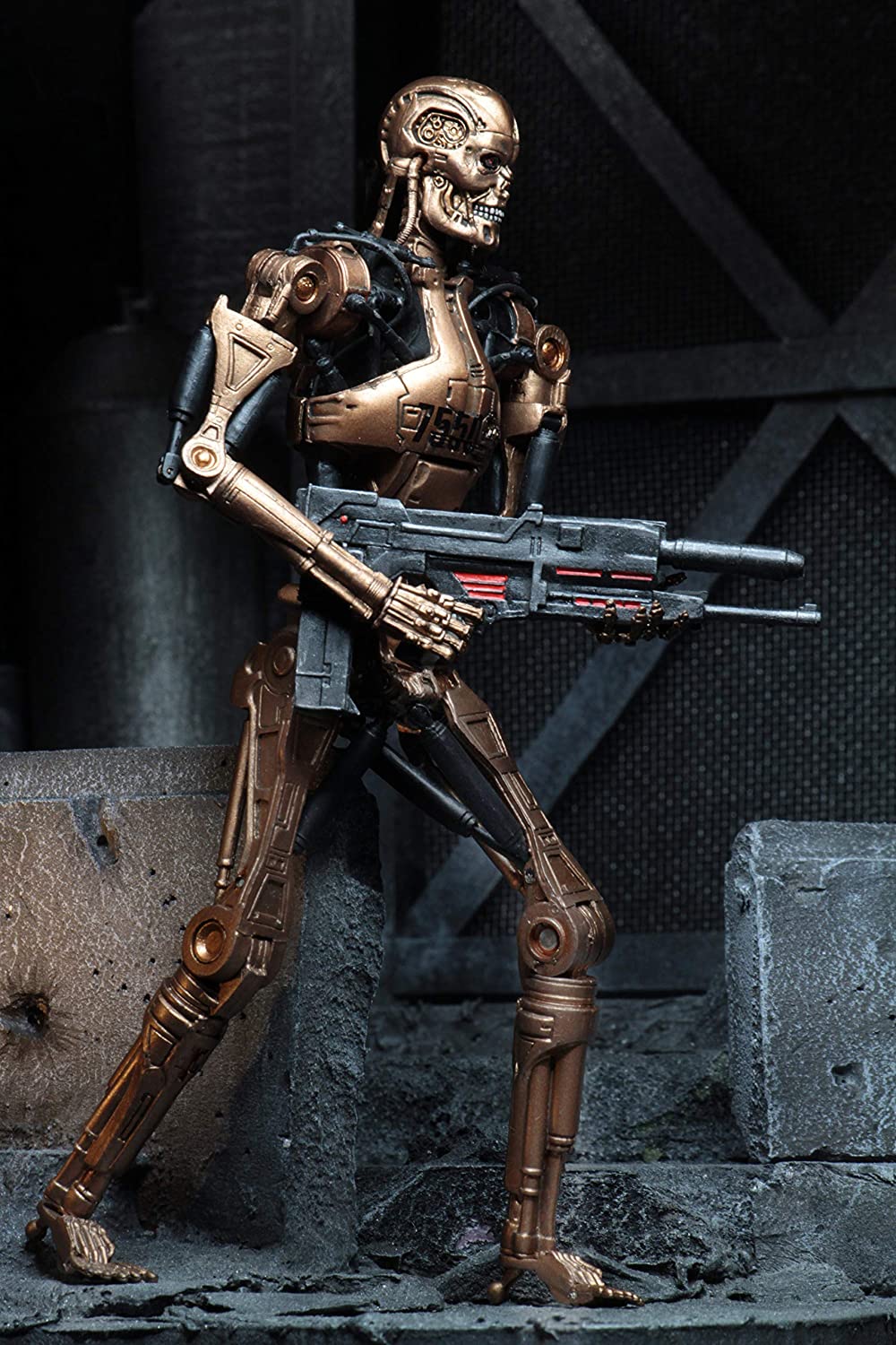 NECA - Terminator 2 - Kenner Tribute - Metal Mash Endoskeleton Action Figure