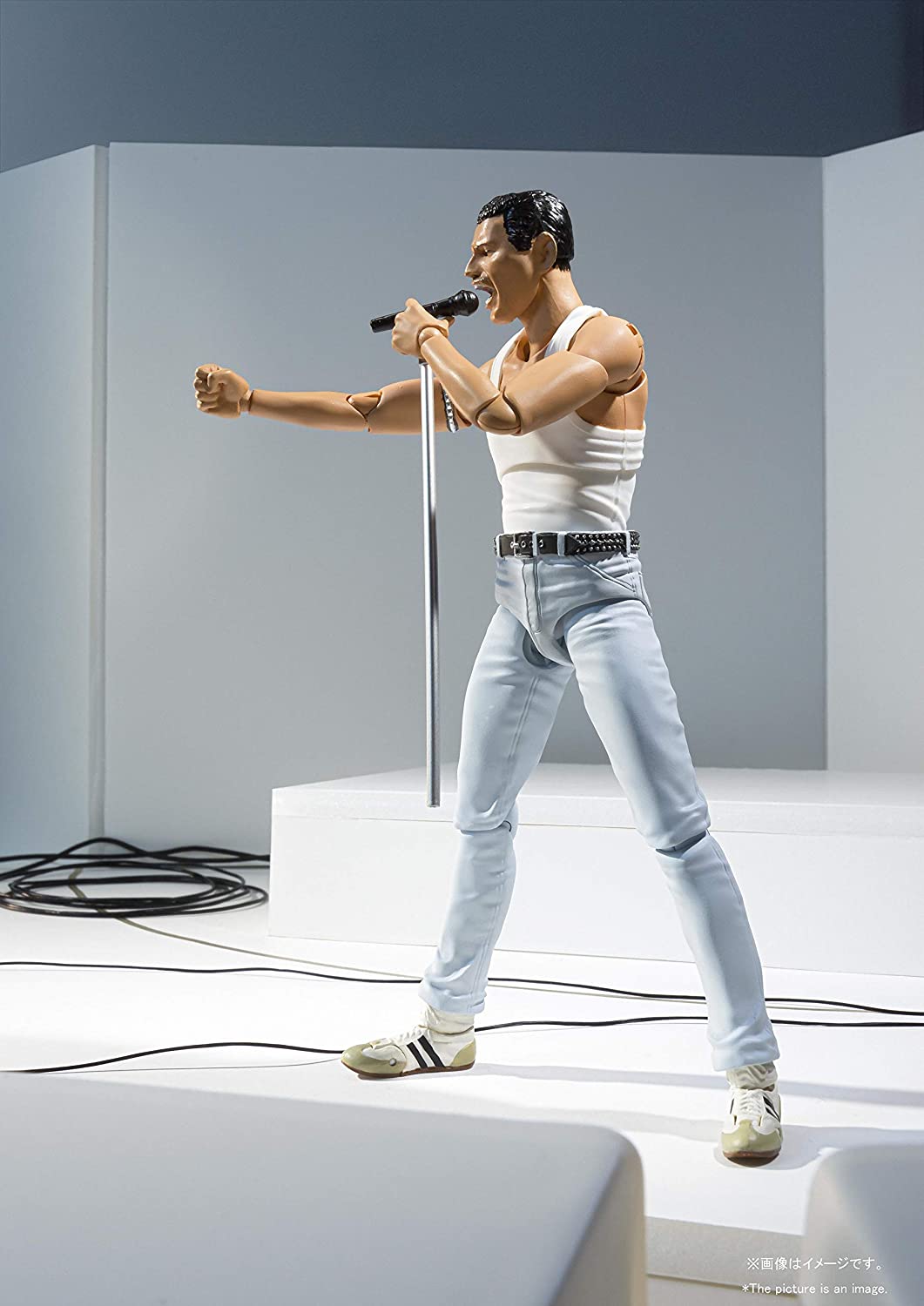 Tamashi Nations Bandai Freddie Mercury Live Aid Ver. Freddie Mercury Action Figure