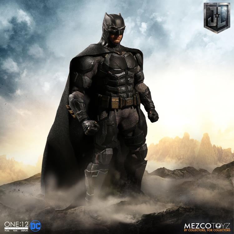 Mezco One:12 Collective Justice League Batman (Tactical Suit)