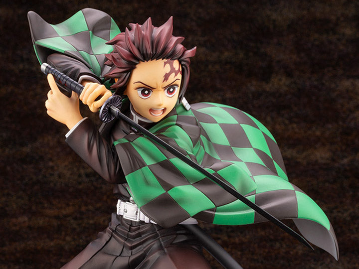 Kotobukiya Demon Slayer: Kimetsu No Yaiba ArtFX J - Tanjiro Kamado Statue