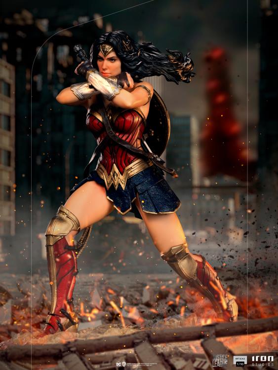 Iron Studios Zack Snyder's Justice League Wonder Woman 1/10 Art Scale Limited Edition Statue