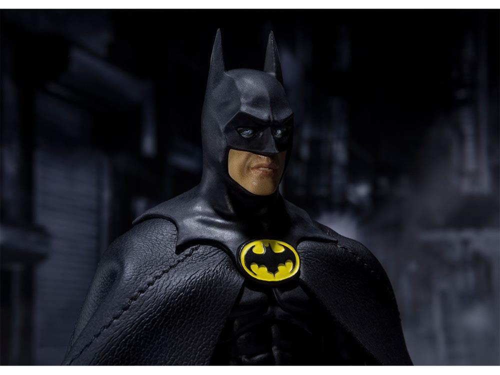 Bandai S.H. Figuarts Batman (1989) - Batman
