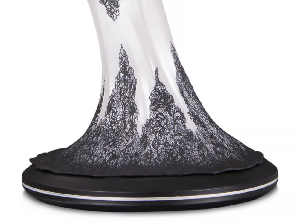 DC Direct Cover Girls of the DC Universe: Catwoman Limited Edition Statue by Joelle Jones