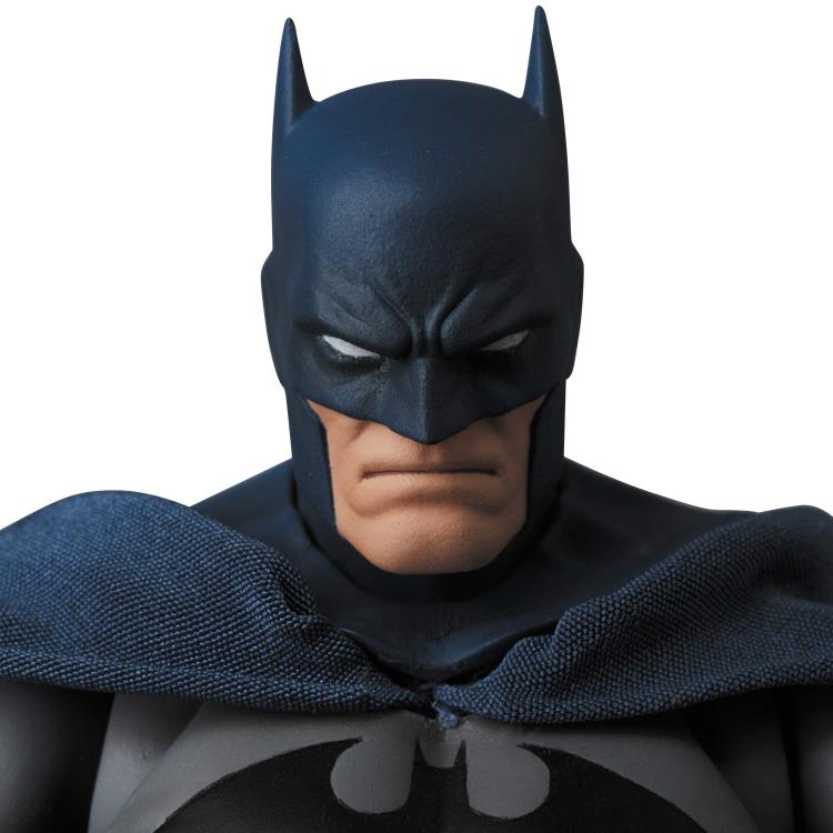 MAFEX No.105 Batman: Hush: Batman