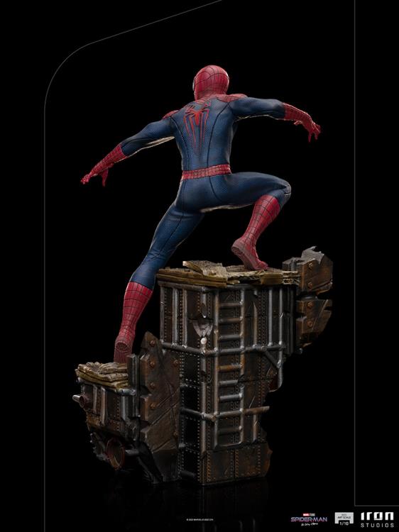 Iron Studios Spider-Man: No Way Home Battle Diorama Series - Spider-Man (Peter #3) 1/10 Art Scale Limited Edition Statue