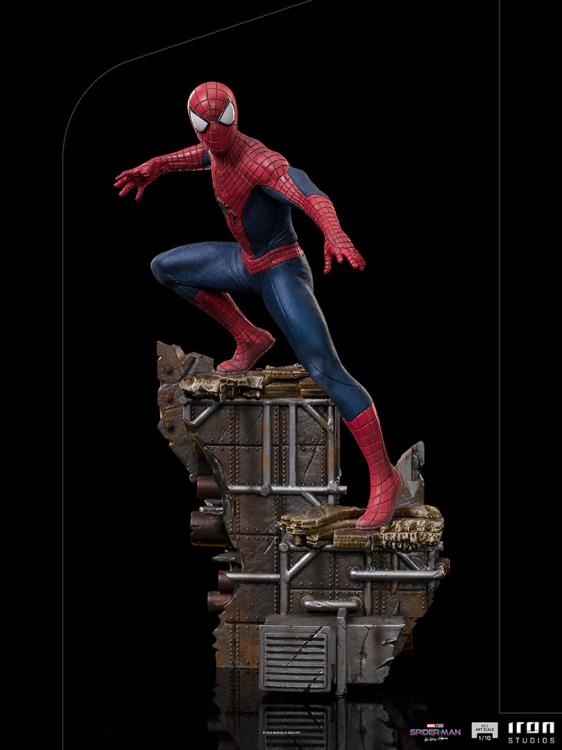Iron Studios Spider-Man: No Way Home Battle Diorama Series - Spider-Man (Peter #3) 1/10 Art Scale Limited Edition Statue