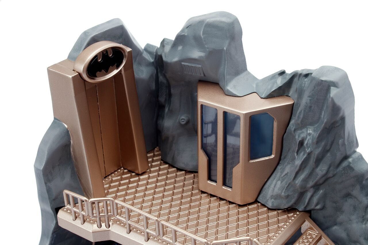 DC Comics Nano Collectors Environment Nano-scene Batcave & Metalfigs - Nerd Arena
