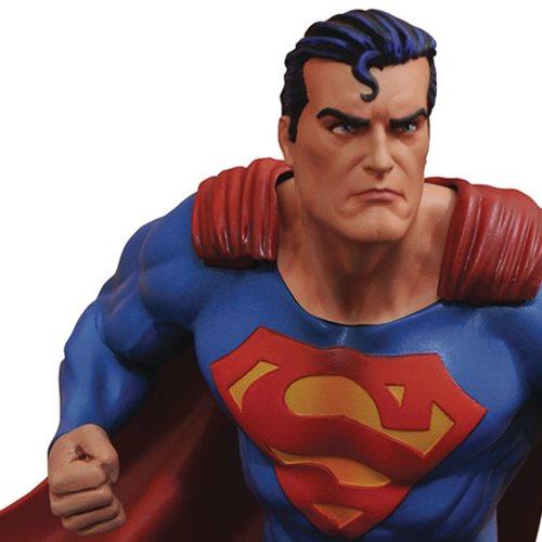 Diamond Select DC Gallery Superman Comic Statue - Nerd Arena