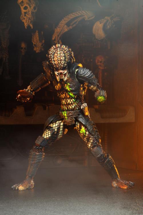 NECA Predator 2: Ultimate Battle-Damaged City Hunter Action Figure