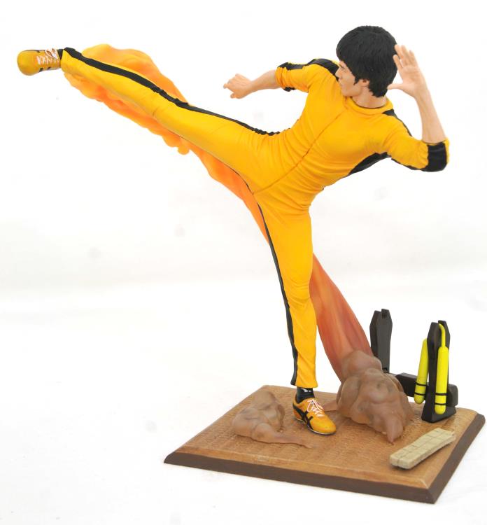 Diamond Gallery Bruce Lee (Kicking) Figure