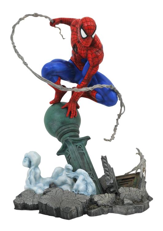 Diamond Select Marvel Gallery - Spider-Man (Lamppost) Diorama