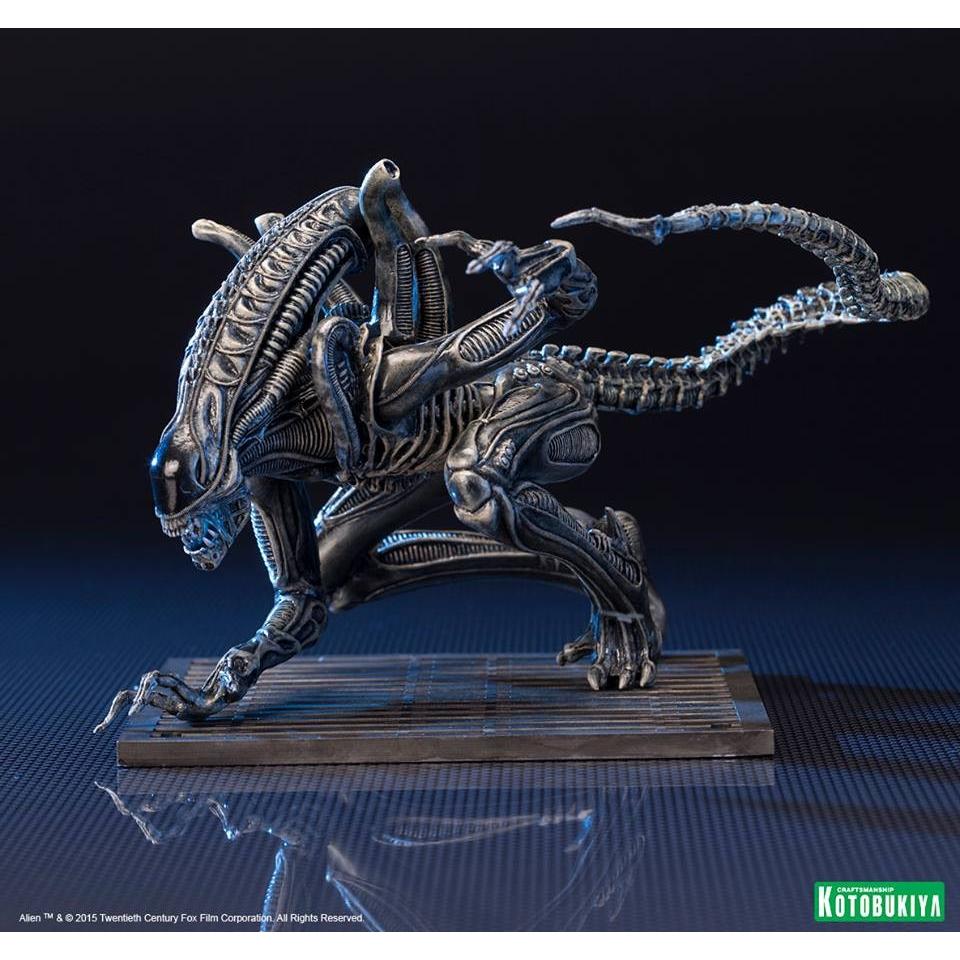 KOTOBUKIYA Alien Warrior Drone ARTFX+ Statue - Nerd Arena
