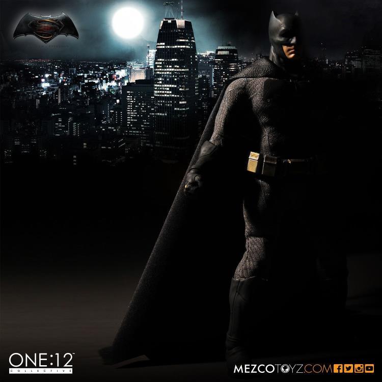 Mezco Batman v Superman: Dawn of Justice Batman 1:12 Collective Action Figure - Nerd Arena