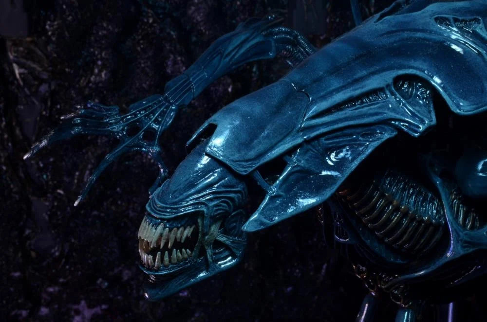 NECA Aliens - Xenomorph Queen Deluxe Action Figure