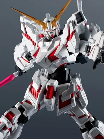 Gundam Universe RX-0 Unicorn Gundam (Renewal) Action Figure