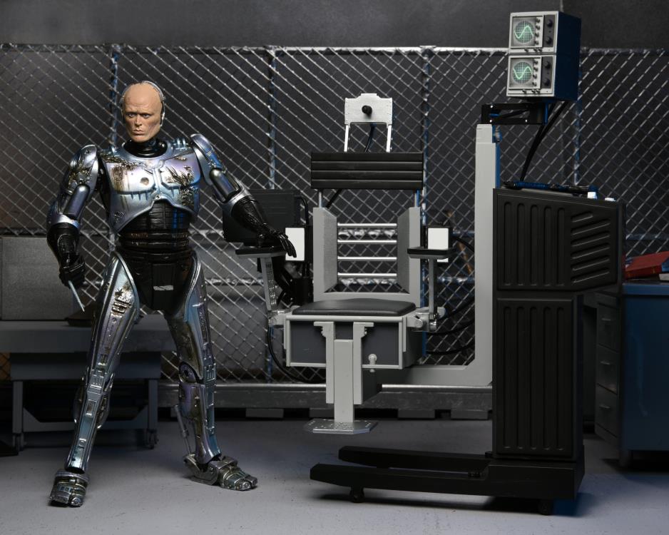 NECA: RoboCop - Ultimate RoboCop Action Figure
