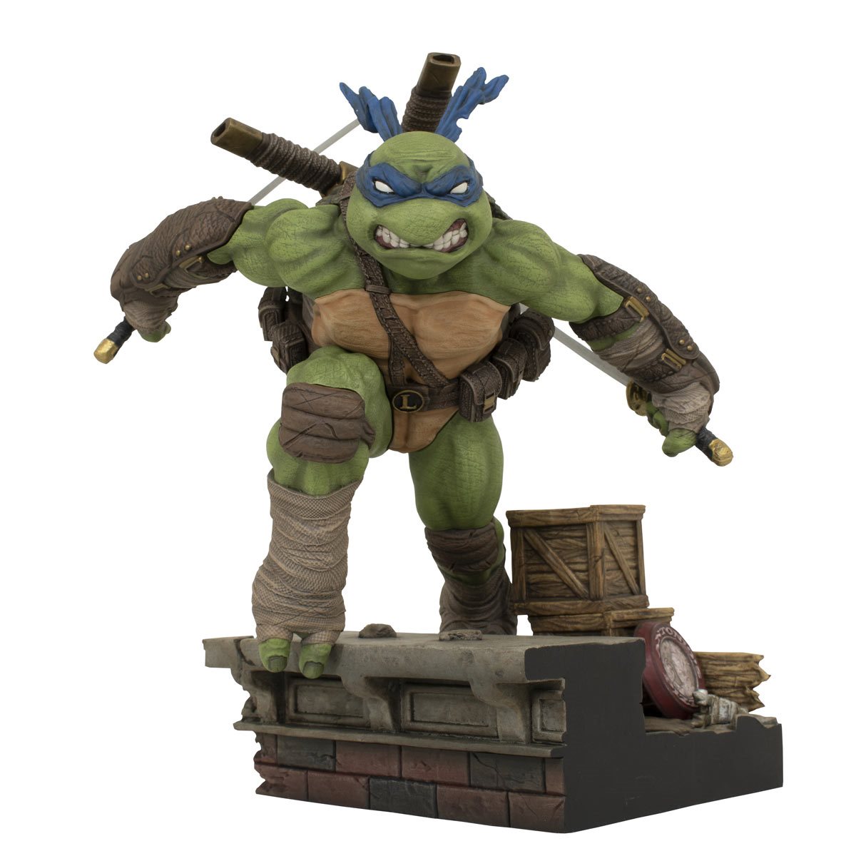 Diamond Gallery: Teenage Mutant Ninja Turtles - Leonardo Statue