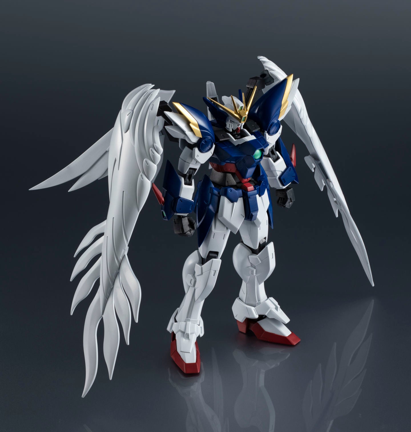 Gundam Universe XXXG-00W0 Wing Gundam Zero (EW) Action Figure