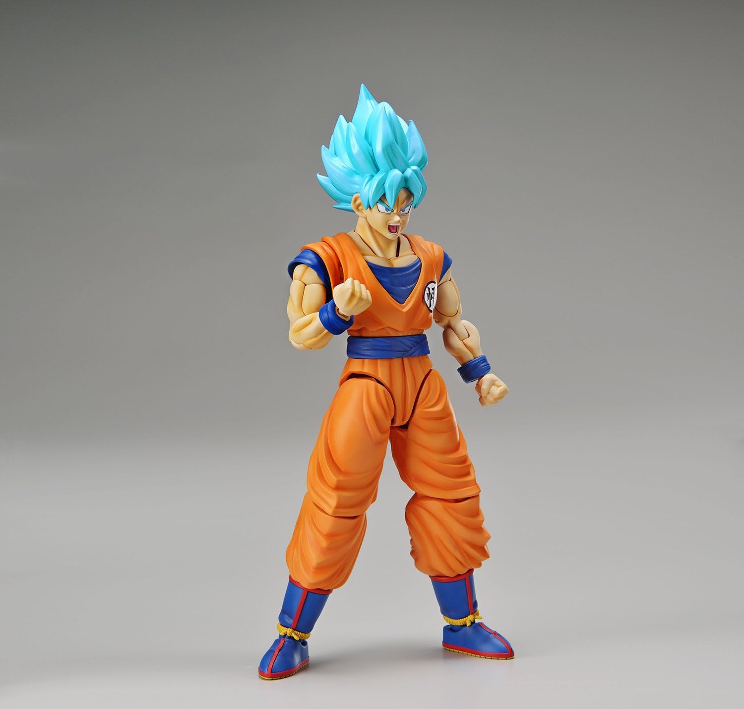 Bandai Spirits: Figure-Rise Standard Dragon Ball Super - Super Saiyan God Super Saiyan Son Goku Model Kit