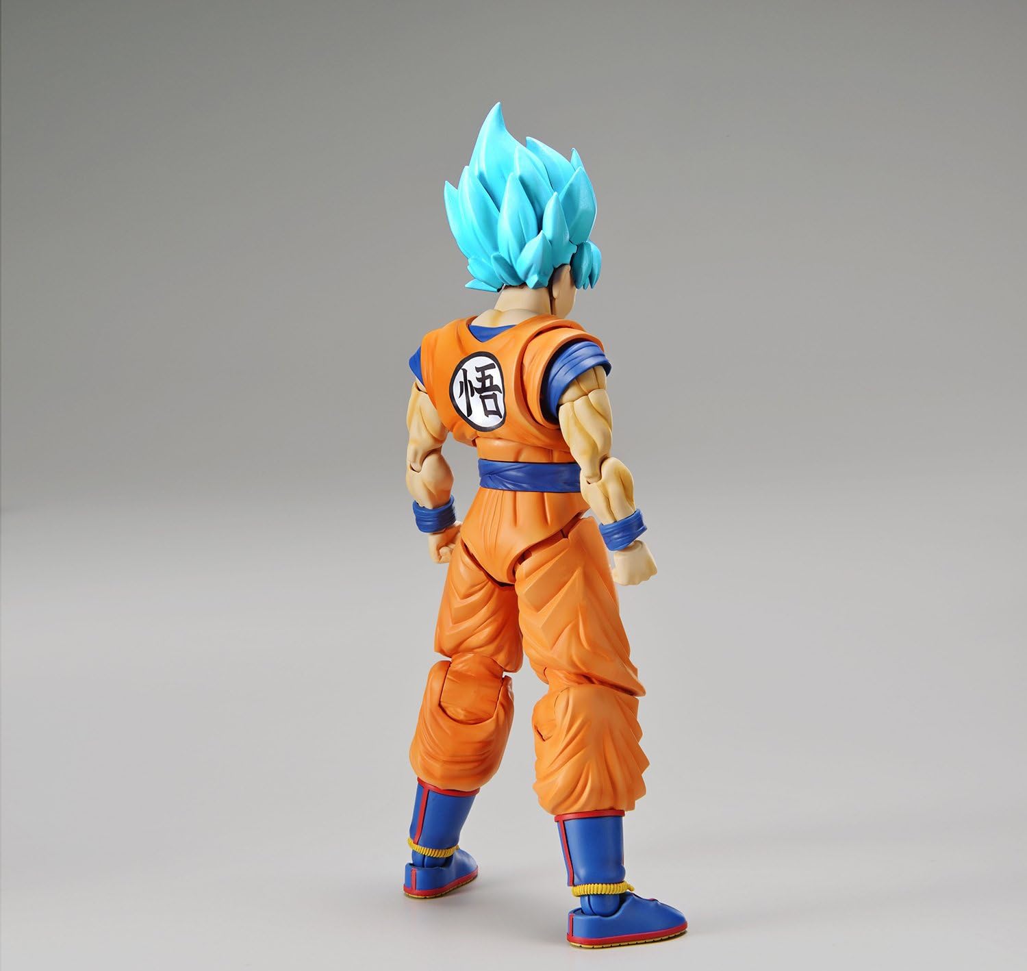 Bandai Spirits: Figure-Rise Standard Dragon Ball Super - Super Saiyan God Super Saiyan Son Goku Model Kit