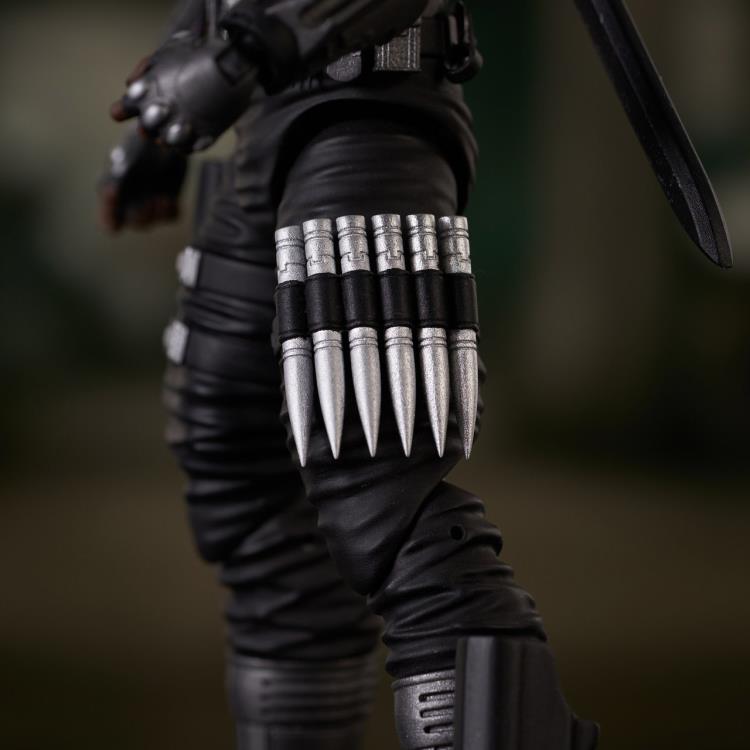 Diamond Select: Marvel Select - Blade Deluxe Action Figure
