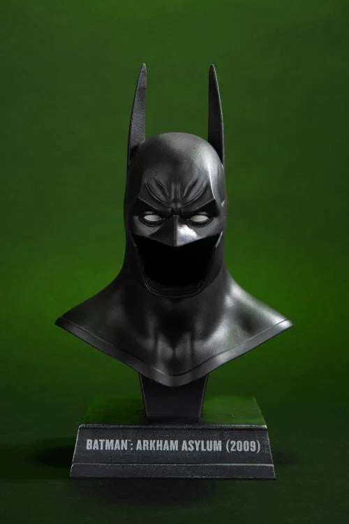 Mcfarlane DC Direct Batman: Arkham Asylum Batman Cowl 1/3 Scale Replica