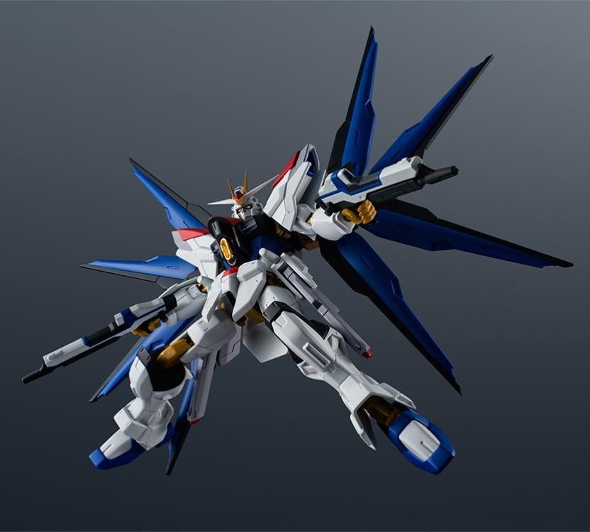 Gundam Universe ZGMF/A-262B Strike Freedom Gundam Type II Action Figure