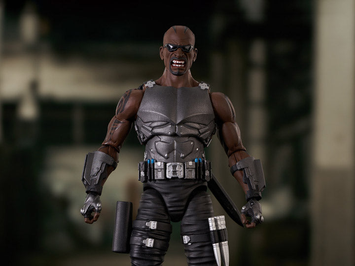 Diamond Select: Marvel Select - Blade Deluxe Action Figure