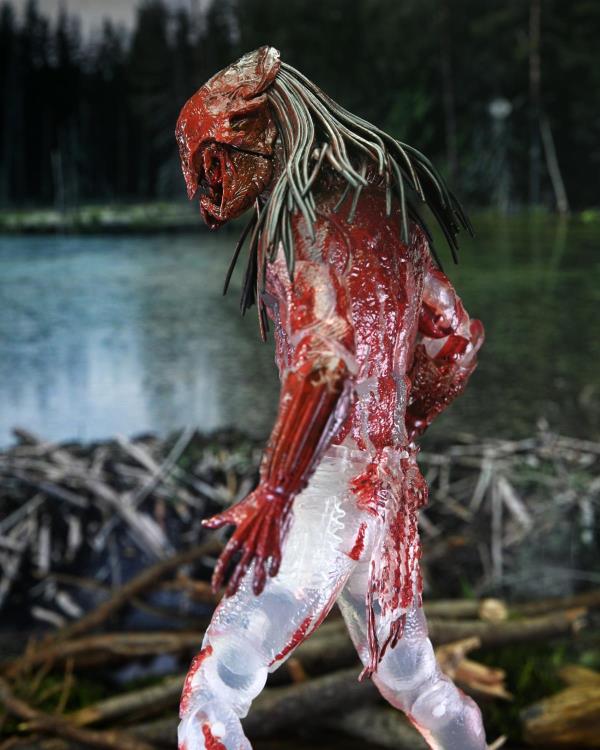 NECA: Prey: Ultimate Feral Predator (Bear Blood) Action Figure