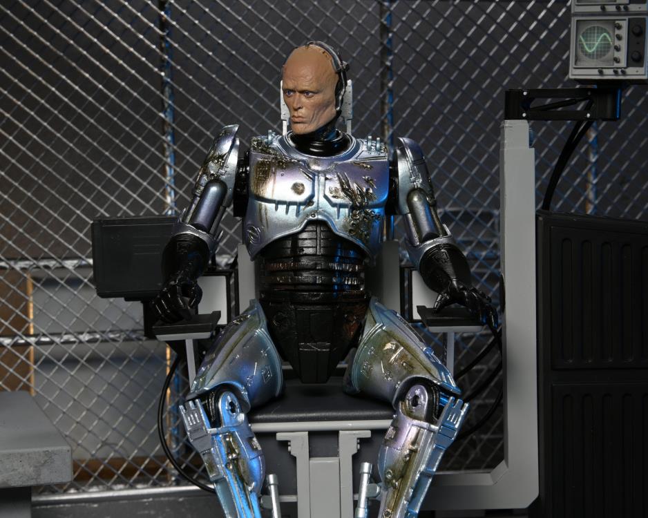 NECA: RoboCop - Ultimate RoboCop Action Figure