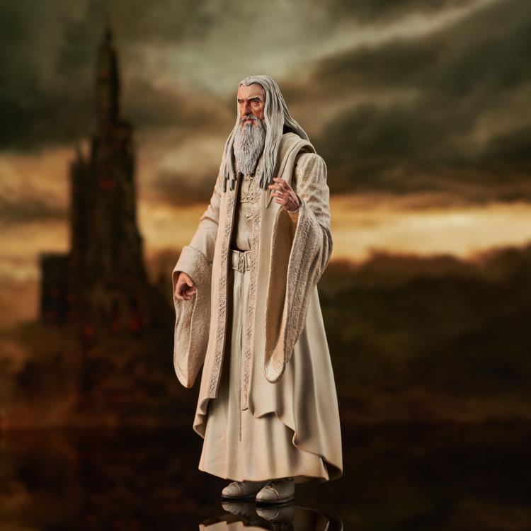 Diamond Select The Lord of the Rings: Saruman Deluxe Action Figure