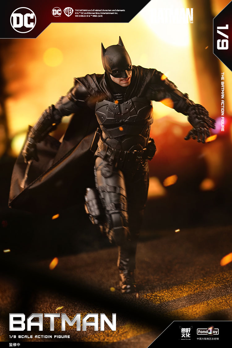 Fondjoy: DC - Batman: The Batman 2022 1:9 Scale Action Figure
