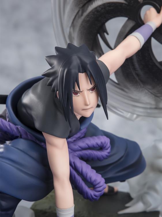 Bandai  FiguartsZERO: Naruto Shippuden - Extra Battle Sasuke Uchiha  (The Light & Dark of the Mangekyo Sharingan)