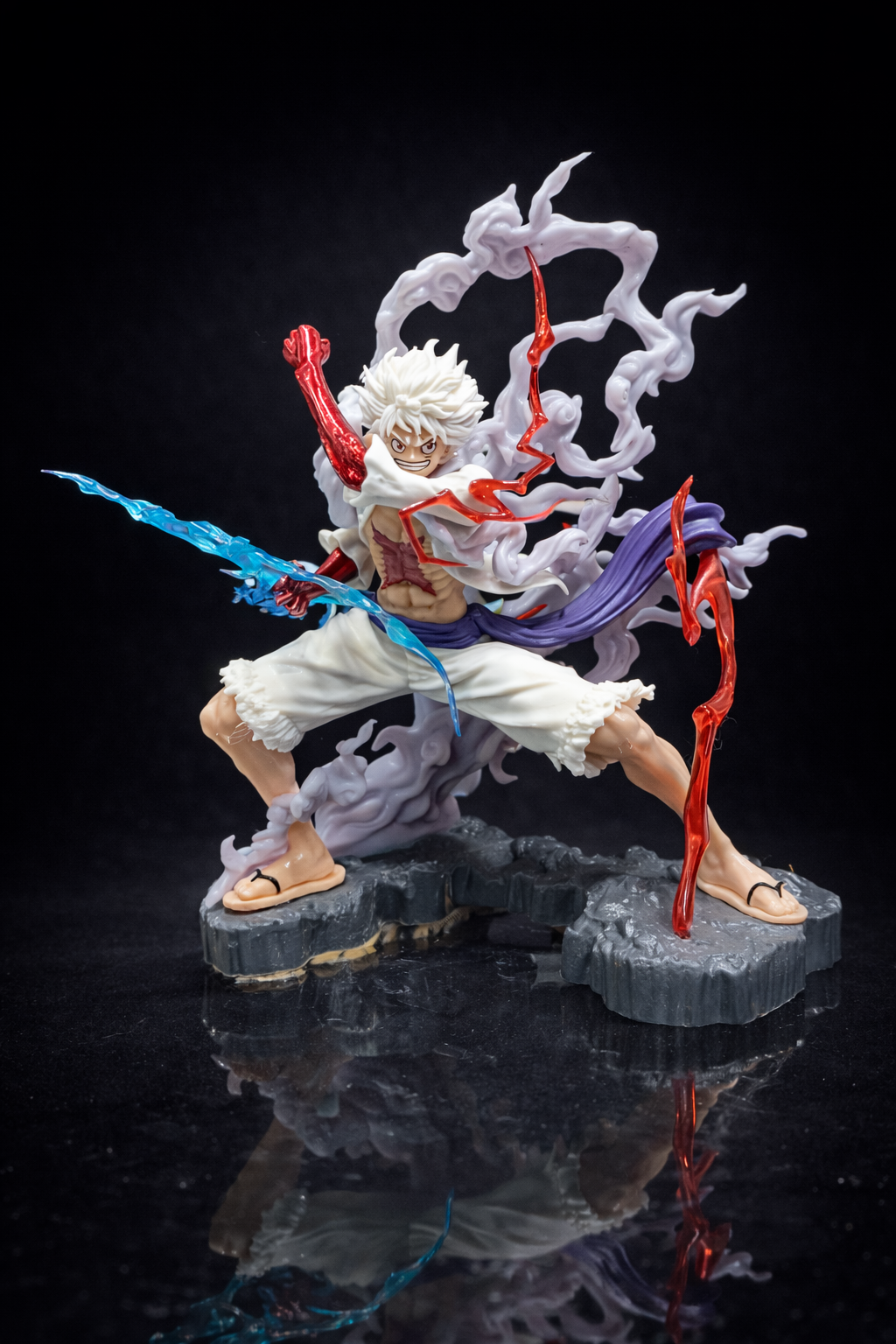 One Piece: Luffy Gear 5 Battle Anime Statue – 22cm Collector Display Figure